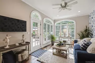 15 Briarwood Dr, Huntington, NY 11743 - Photo 8