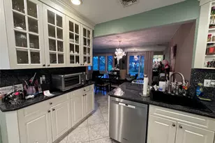 195 Sackville Rd, Garden City, NY 11530 - Photo 6