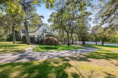 108 Shore Road, Patchogue, NY 11772 - Photo 42