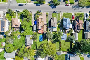 66 Center Ave, Bay Shore, NY 11706 - Photo 26