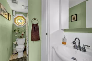 66 Center Ave, Bay Shore, NY 11706 - Photo 6