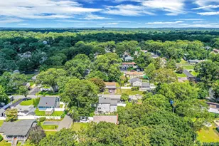 42 Apricot Pl, Ronkonkoma, NY 11779 - Photo 42