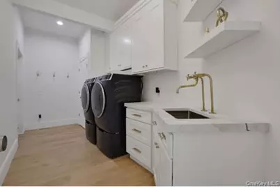 14 Far Horizons Drive, Newburgh, NY 12550 - Photo 24