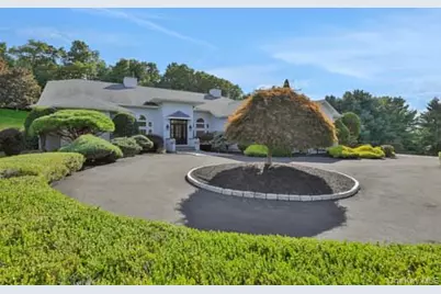 14 Far Horizons Drive, Newburgh, NY 12550 - Photo 4