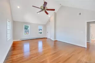 131 Carol Rd, East Meadow, NY 11554 - Photo 18