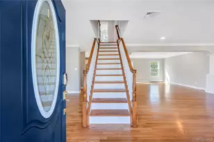 131 Carol Rd, East Meadow, NY 11554 - Photo 2