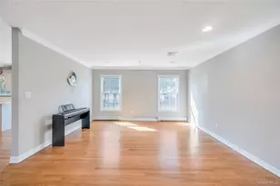 131 Carol Rd, East Meadow, NY 11554 - Photo 8