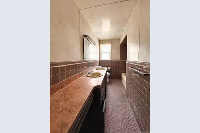 11839 205th Street, Saint Albans, NY 11412 - Photo 14