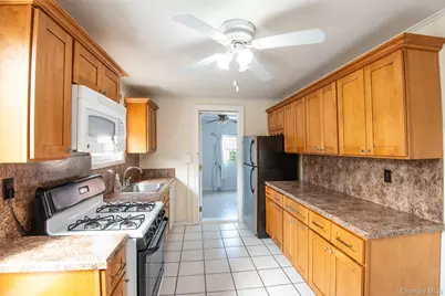 1625 Stadium Avenue, Bronx, NY 10465 - Photo 12