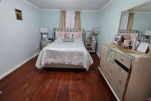 2533 Fish Ave, Bronx, NY 10469 - Photo 14