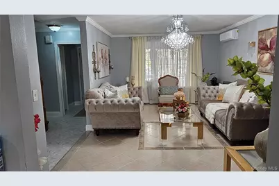 2533 Fish Avenue, Bronx, NY 10469 - Photo 1