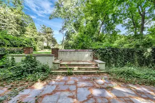 12 W Mall Dr, Huntington, NY 11743 - Photo 36