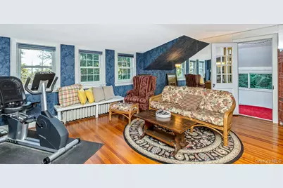 12 W Mall Drive, Huntington, NY 11743 - Photo 26