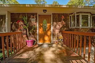 53 Dryad Rd, Rocky Point, NY 11778 - Photo 2