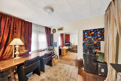 2 Valois Place, Mount Vernon, NY 10552 - Photo 12