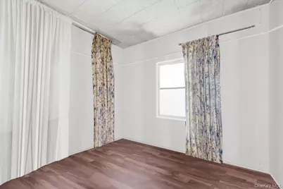 2 Valois Place, Mount Vernon, NY 10552 - Photo 20