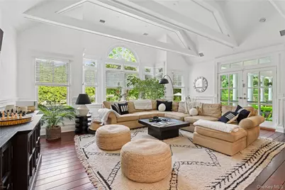 [Address not provided], Remsenburg, NY 11960 - Photo 4