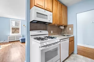 43-10 48th Ave, Woodside, NY 11377 - Photo 4