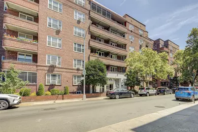 83-33 Austin Street #6T, Kew Gardens, NY 11415 - Photo 8