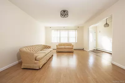 33 Wilson Street, Port Jefferson Station, NY 11776 - Photo 18