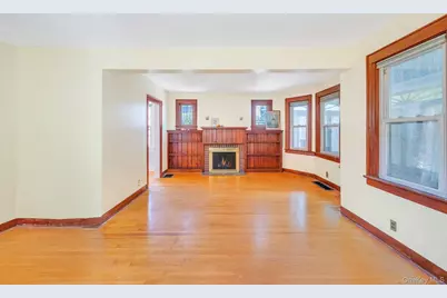 2780 Natta Boulevard, Bellmore, NY 11710 - Photo 14