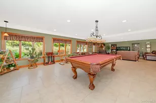 43 Duck Ln, West Islip, NY 11795 - Photo 30