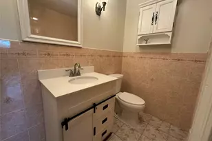 1605 Baldwin Ln, Middle Hope, NY 12550 - Photo 14