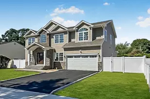 267 N Elm St, Massapequa, NY 11758 - Photo 2