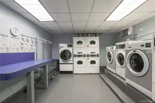 65-41 Booth St, Rego Park, NY 11374 - Photo 16