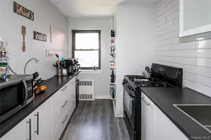 147-10 84th Rd, Briarwood, NY 11435 - Photo 12