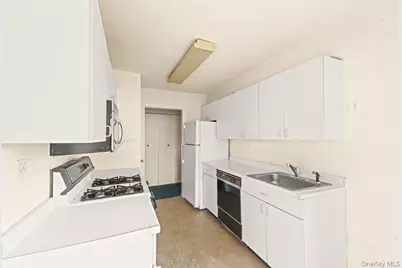 18-75 Corporal Kennedy Street #3J, Bayside, NY 11360 - Photo 6