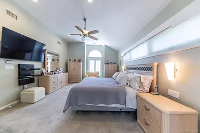 257 E Olive Street, Long Beach, NY 11561 - Photo 14