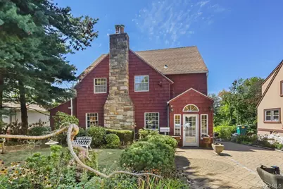 889 James Street, Pelham, NY 10803 - Photo 1