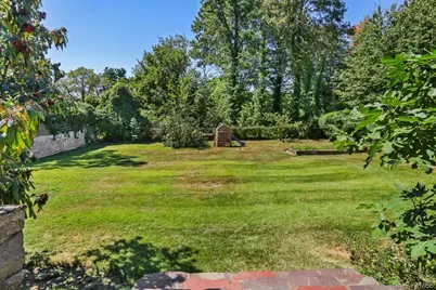 889 James Street, Pelham, NY 10803 - Photo 2