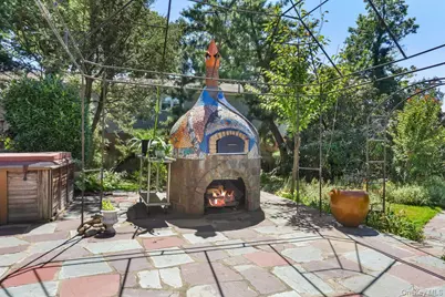 889 James Street, Pelham, NY 10803 - Photo 4