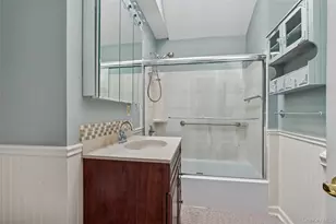 18 Shirley St, Center Moriches, NY 11934 - Photo 20