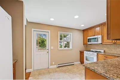 18 Shirley Street, Center Moriches, NY 11934 - Photo 10