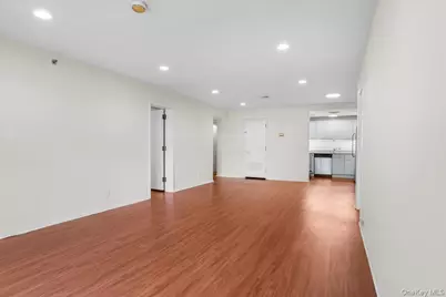 100 Cuttermill Road #3F, Great Neck, NY 11021 - Photo 16