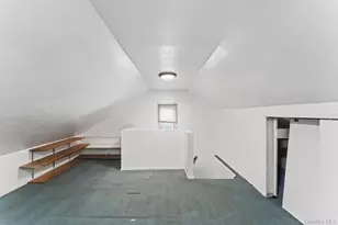 102-05 217th St, Queens Village, NY 11429 - Photo 20