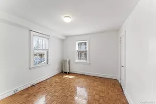 102-05 217th St, Queens Village, NY 11429 - Photo 14