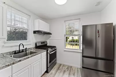 102-05 217th Street, Queens Village, NY 11429 - Photo 10