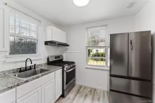 102-05 217th St, Queens Village, NY 11429 - Photo 10