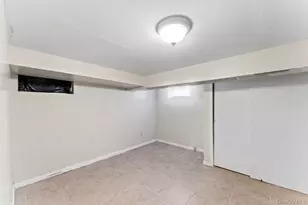 102-05 217th St, Queens Village, NY 11429 - Photo 24