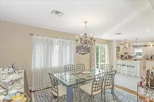 922 N 1st St, New Hyde Park, NY 11040 - Photo 8