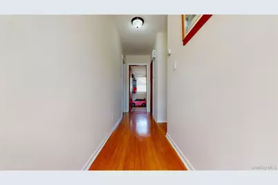 40 Wagner Avenue, Roosevelt, NY 11575 - Photo 18