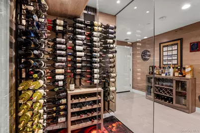 194 Gainsborg Avenue E, West Harrison, NY 10604 - Photo 20