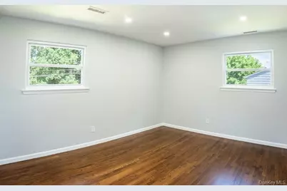 25 Robin Road, Poughkeepsie, NY 12601 - Photo 30