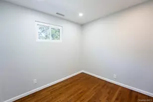 25 Robin Rd, Poughkeepsie, NY 12601 - Photo 36