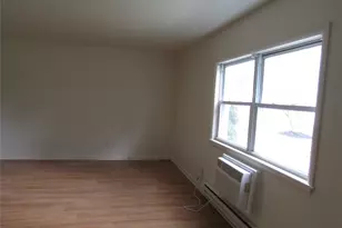 9 White Gate Rd, Wappingers Falls, NY 12590 - Photo 2