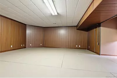 1706 Manatuck Boulevard, Bay Shore, NY 11706 - Photo 12